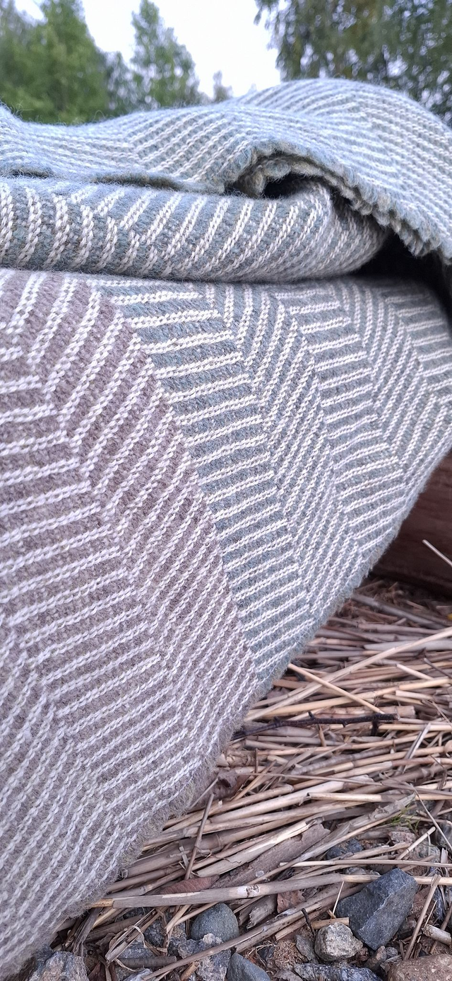 Villapeitto – Suomenlampaanvilla, Simosta