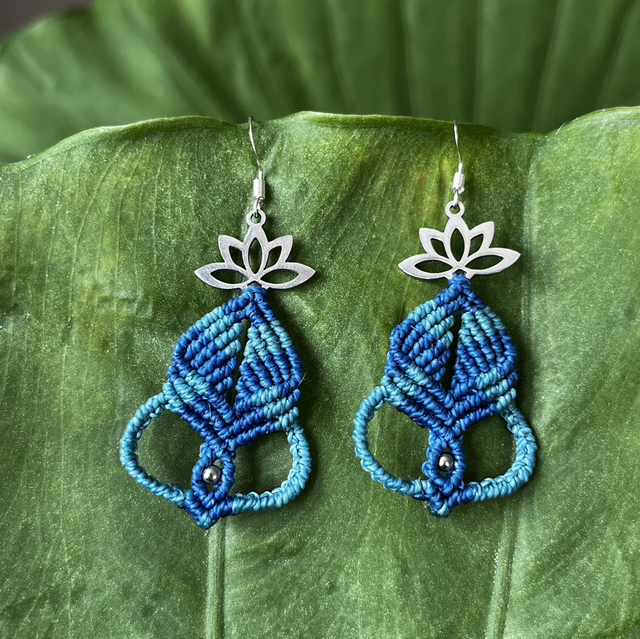Boucles lotus bleues