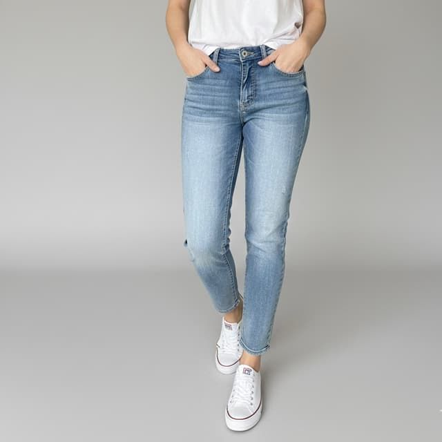 Jean Slim Place du Jour Bleu Clair Délavé – Pantalon Stretch Femme Coupe Ajustée