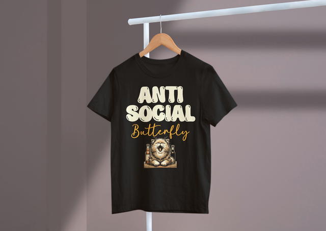 Anti Social Butterfly Introvert Humor Alone Time Fun. Antisozialer Schmetterling, introvertierter Humor, allein Zeitspaß