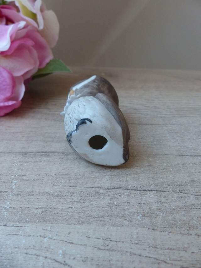 Vintage figurine chouette marron en porcelaine, figurine mignonne petite chouette avec fleurs, Singapour collection