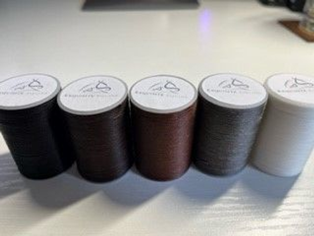 Exquisite-Equine Flat Waxed Plaiting Thread