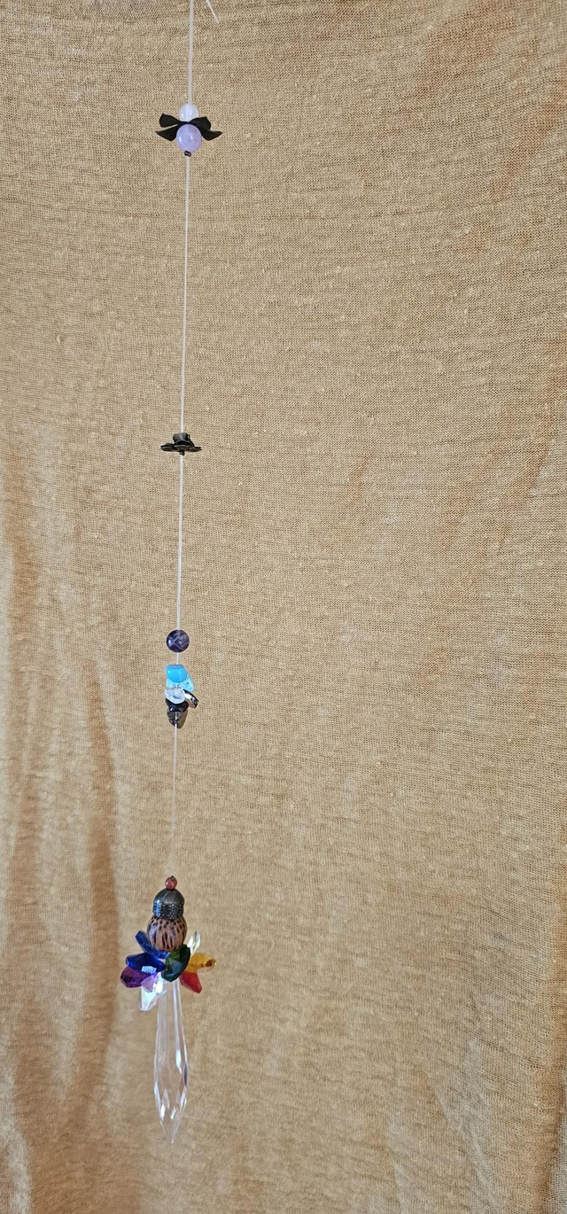 Attrape-soleil Ange et chakras – Création Vibratoire