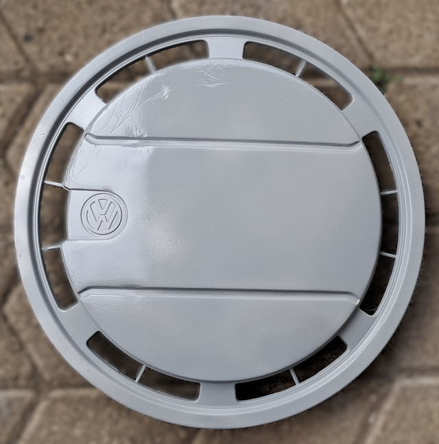 Enjoliveur VW Polo Hatchback gris atlas métallisé 13&quot; Occasion 