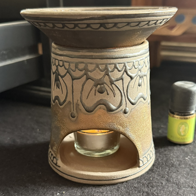 Ceramic Aroma Lamp, Essential Oil Burner Mandala Design, Handcrafted Stoneware, metallic gold dark black