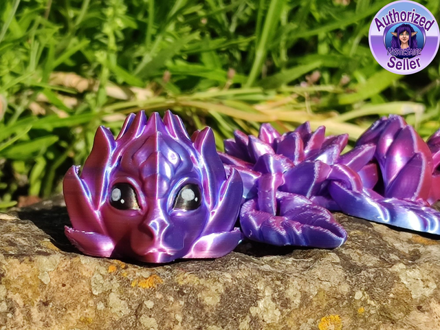 Baby Serenity Dragon – Flexible Fantasy Fidget Figure, Cute Collectible Dragon Toy, Desk Companion, Fully articulated dragon, 3D Printed 