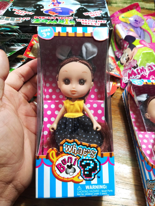 POUPÉE WHAT'S BUNNI ?