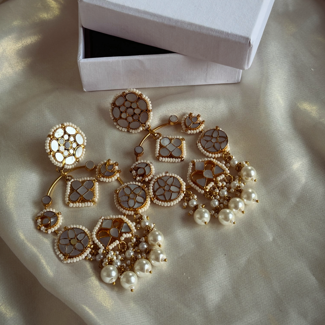 Mother of pearl earrings 