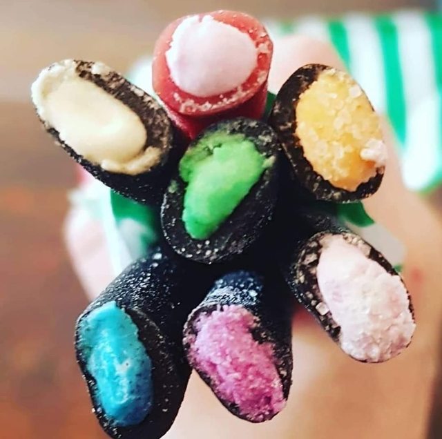 10 X Mixed Liquorice Flyers 