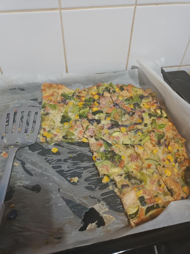 Slice - Meat And Veggie