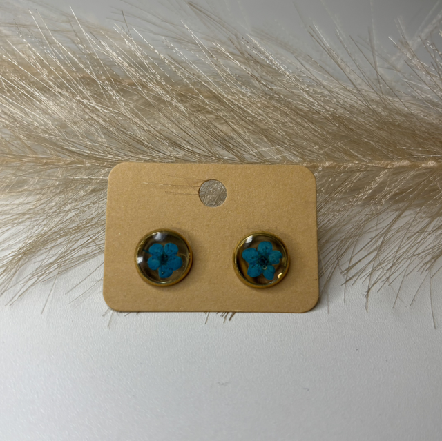 Clous d’oreille, fleur bleue