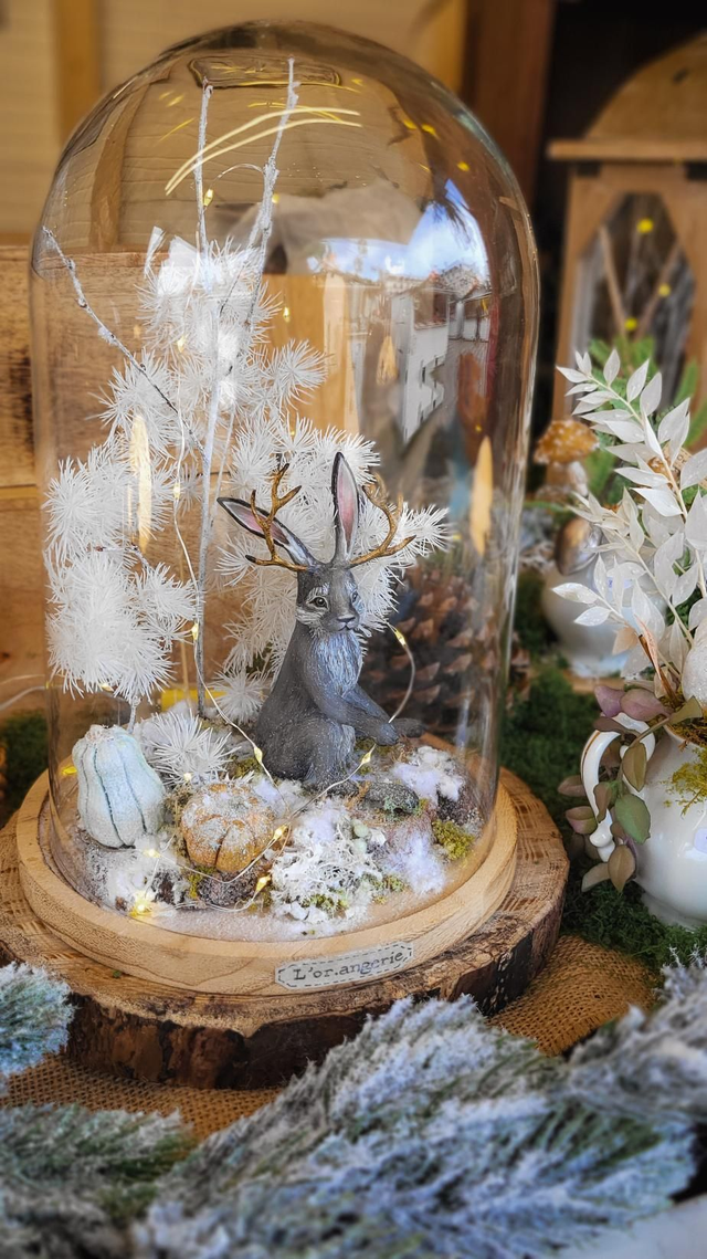 Jackalope gris gardien de l'Hiver - Sculpture Fantastique Atisanale