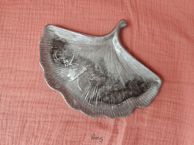 Ginkgo Black & Silver (W005)