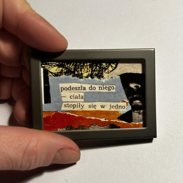 Miniaturka w ramce nr 37 - podeszła do niego 