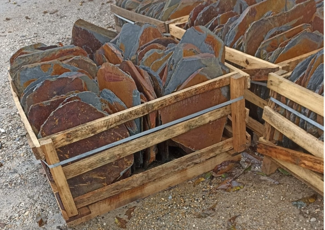 Pas japonais ardoise oxydé de tailles divers  ( arrivage )