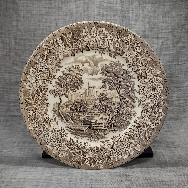 English Ironstone Tableware | Dinerbord Plat bord (diameter 24,0 cm | hoogte 2,0 cm) ‘Castles&#039; motief in grijze kleur | Vintage