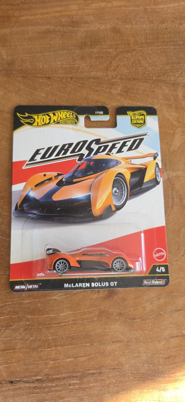Mclaren solus gt