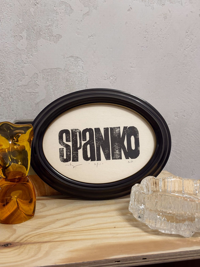 Spanko 10/100 - grafika w owalnej ramie vintage