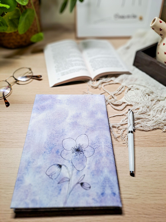 Carnet aux hellébores givrées