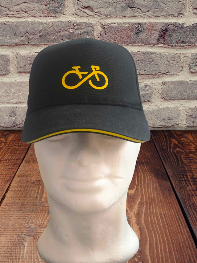 Casquette noire logo jaune