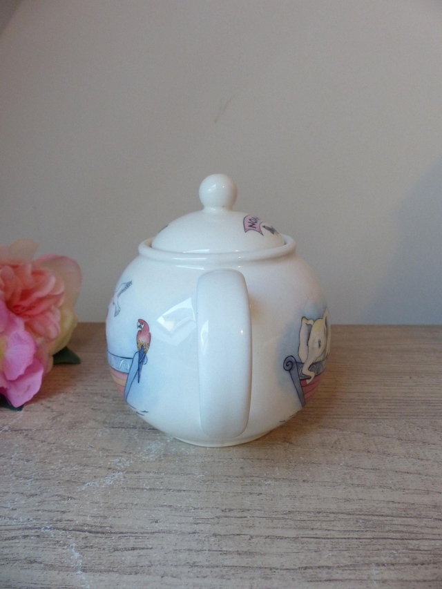 Théière vintage anglaise Arthur Wood Arche de Noé en céramique – Petite théière décor animaux (girafes, éléphants, tigres, perroquets)