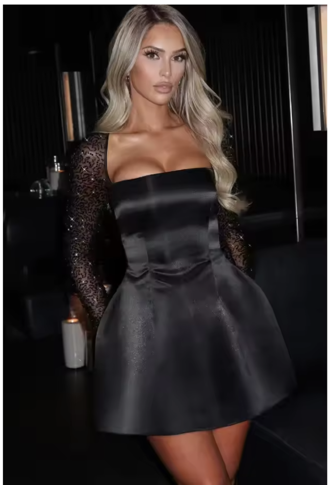 Avrilyaan Button Backless Bodycon Short Sexy A-line Dress Women Nightclub Party Dress Long Sleeve Mini Autumn Dress Vestidos