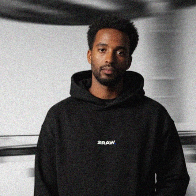 RAW HOODIE BLACK