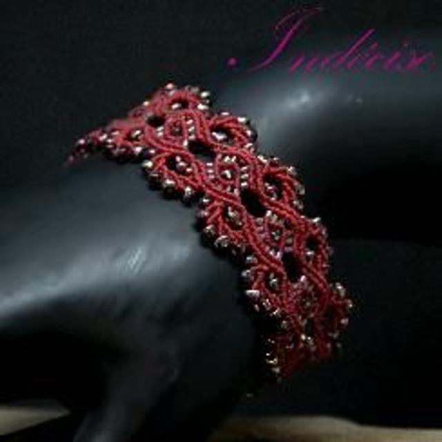 Bracelet macramé rouge fermoir aimanté