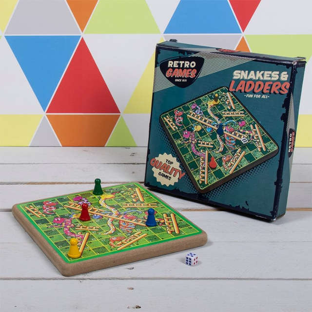 Retro Games - Snakes and Ladders