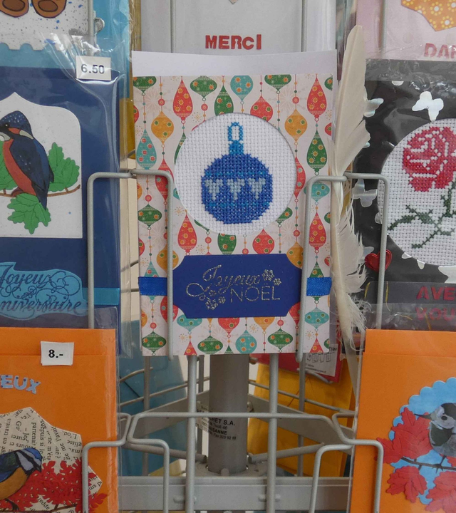 La boule de Noël brodée