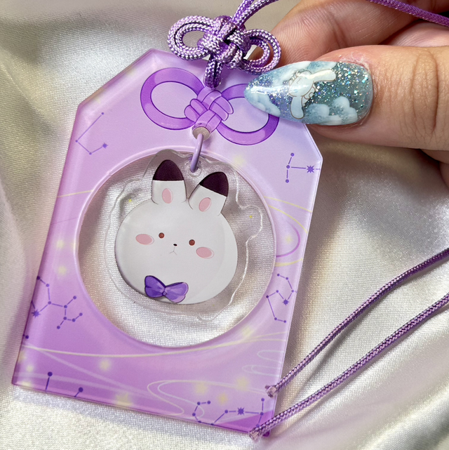 Xavier Omamori keychain | Love and Deepspace