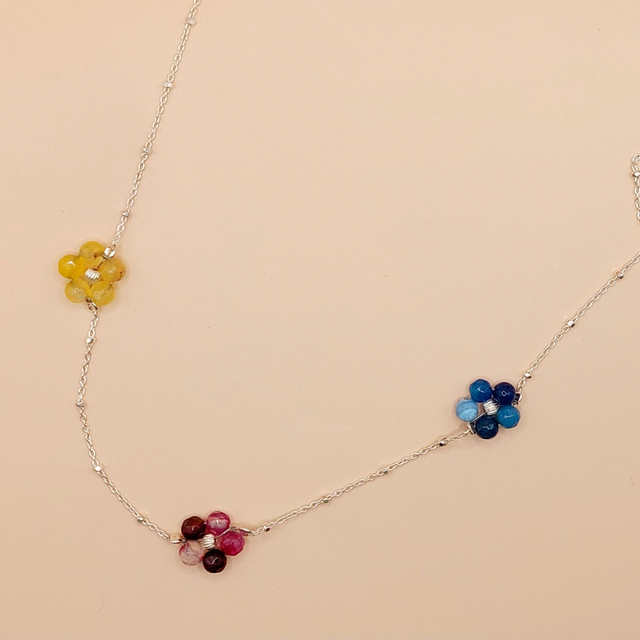 Sterling silver and agate flower necklace