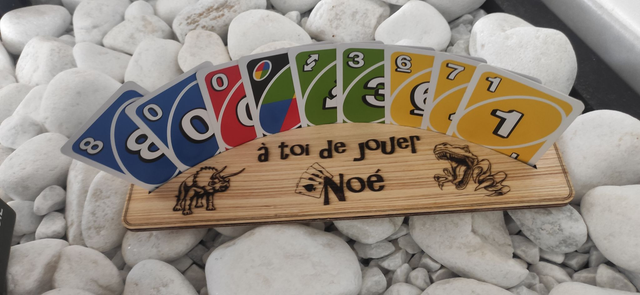 Porte cartes de jeux personnalisé