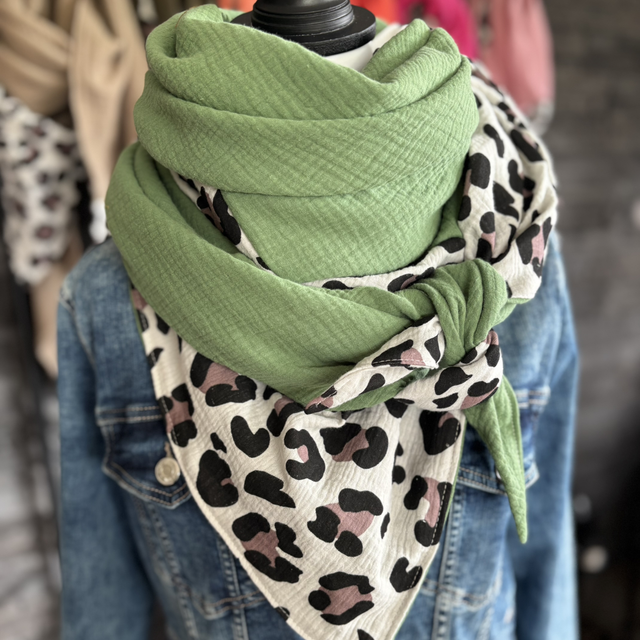 ÉCHARPE GRAOU PISTACHE 