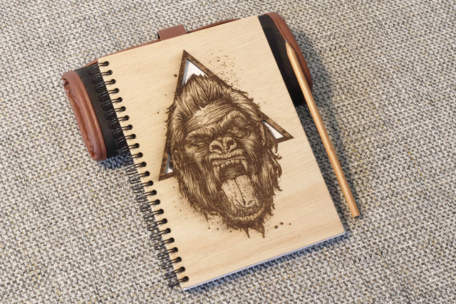 CARNET EN BOIS - GORILLE #1