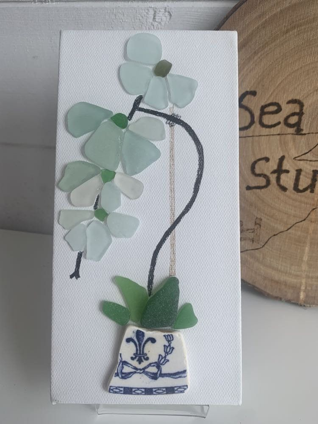 Beach Found Sea Glass Flower Picture on Canvas approx. 20cm x 10cm x 3.5cm (230206)