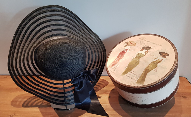 Chapeau capeline grand bords coloris au choix