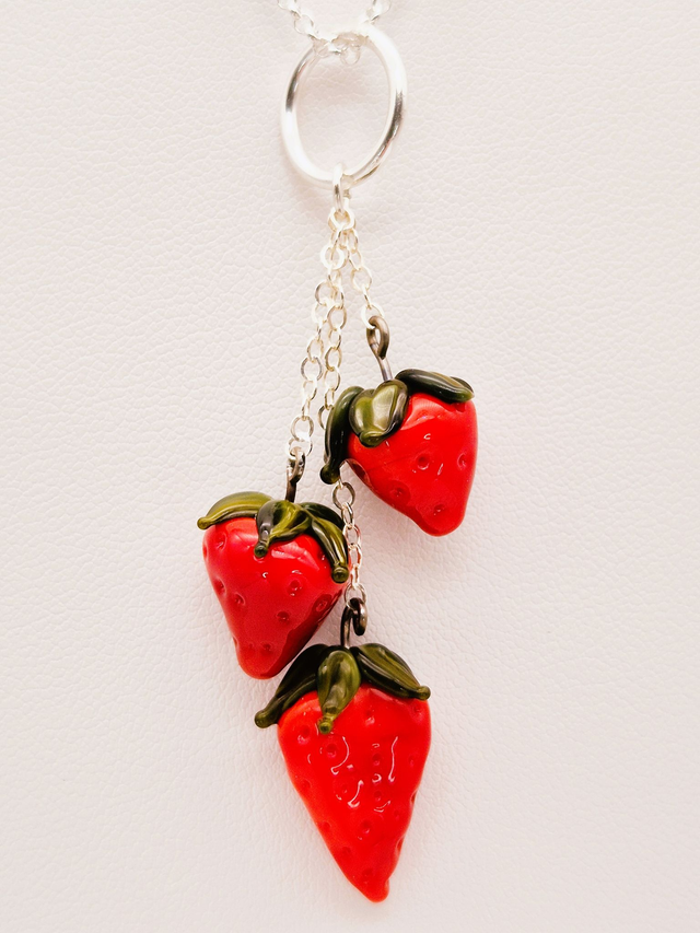 Pendentif Fraises 2