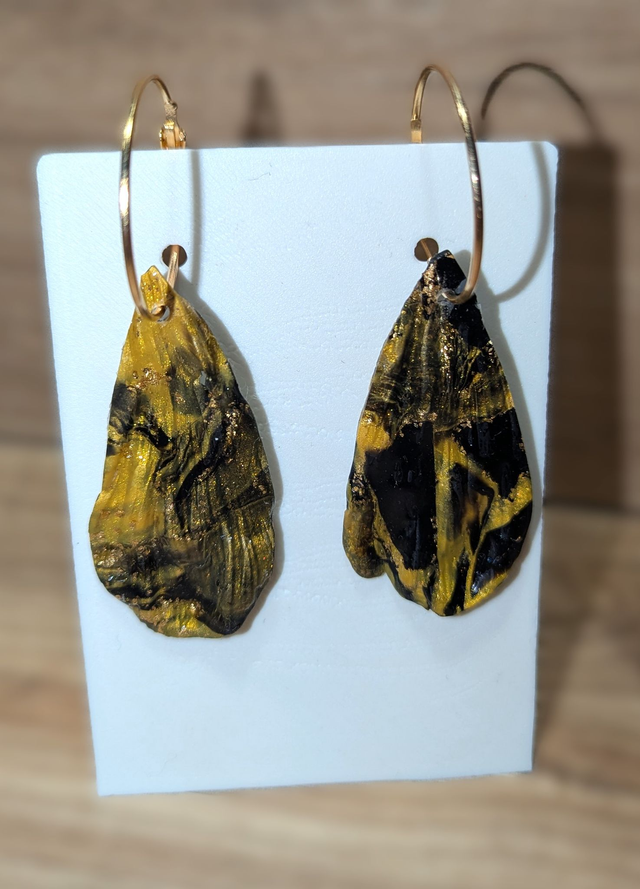 Boucles d'oreilles Black and gold feuilles