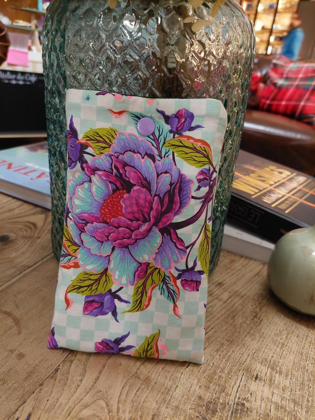 Etui lunettes ou téléphone tula pink 