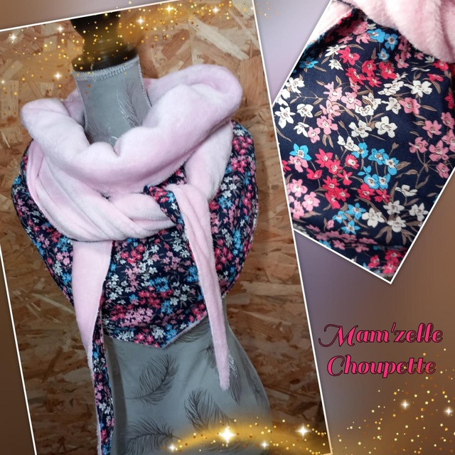 Maxi-châle fleuri bleu et rose