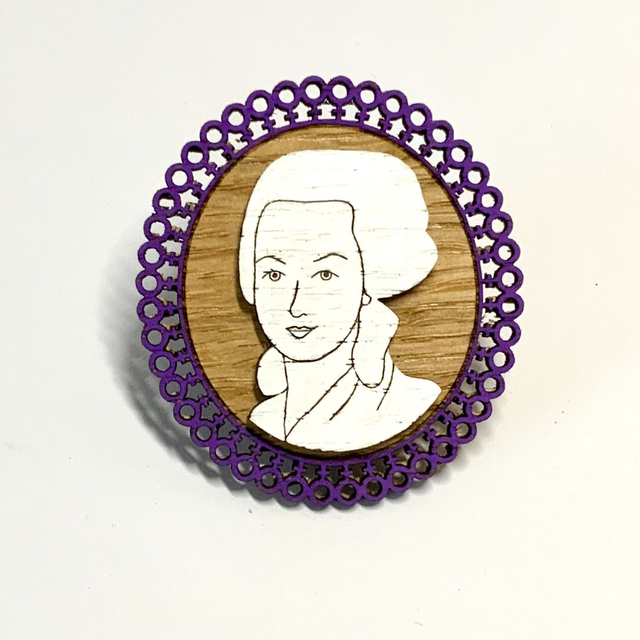 Broche camée « Olympe de Gouges »