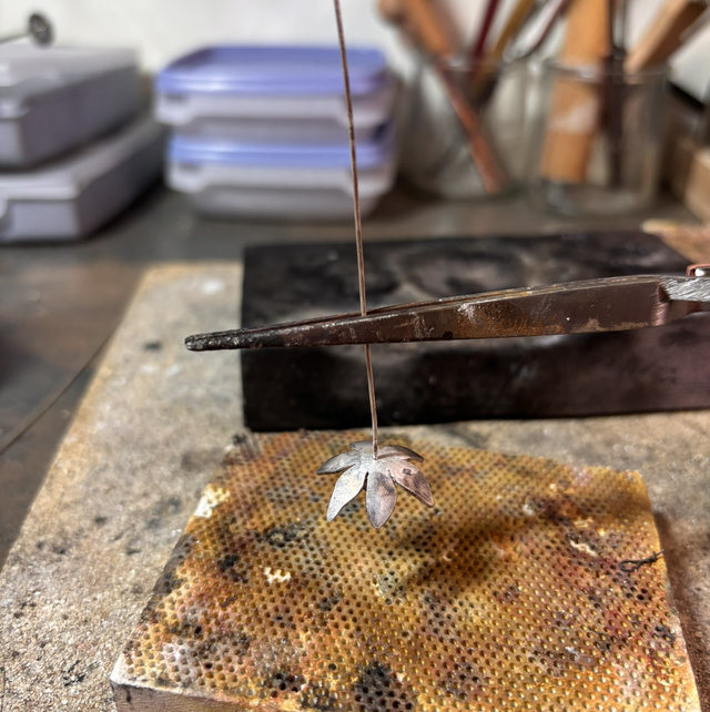 Boucles d’oreilles pendantes Narcisses des Poètes