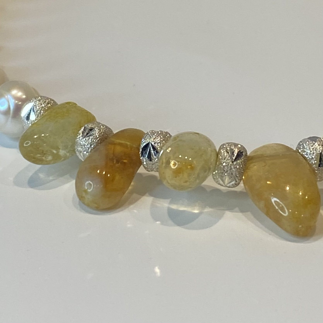 Collier Lumière d’Ivoire (Pièce unique)