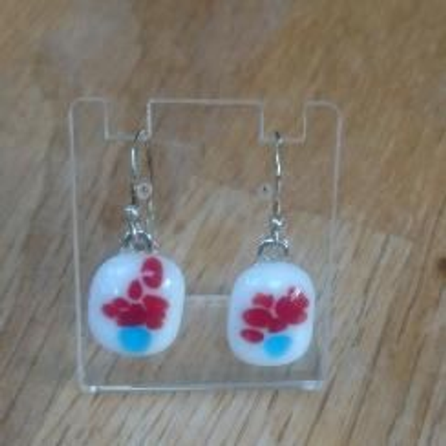 Chinese vase drop earrings