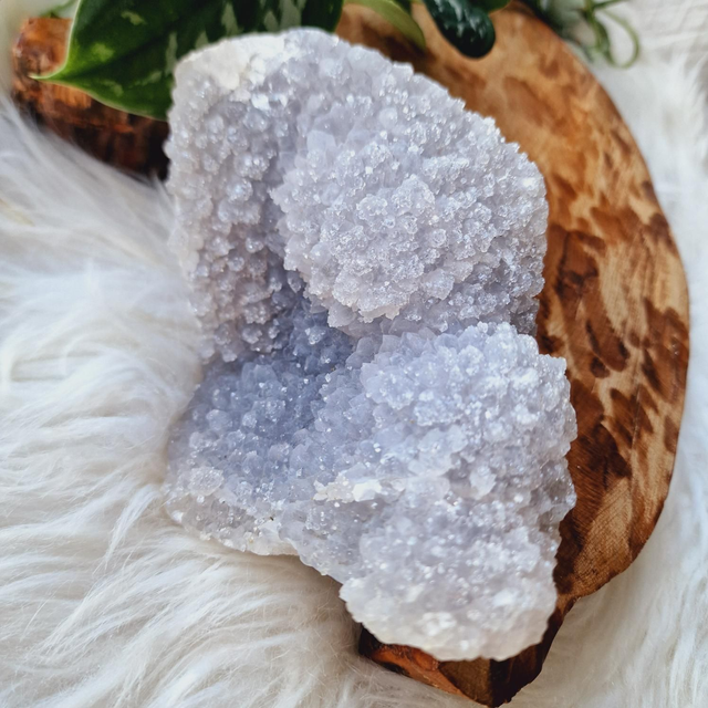 Grey Amethyst cluster 885g