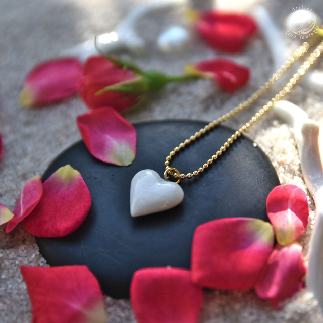 Porcelánový náhrdelník s chirurgickou ocelí Srdíčko