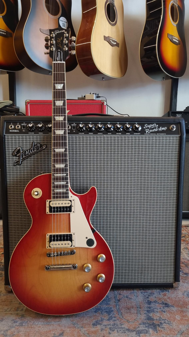 Gibson Les Paul Classic Heritage Cherry 2022 Demo