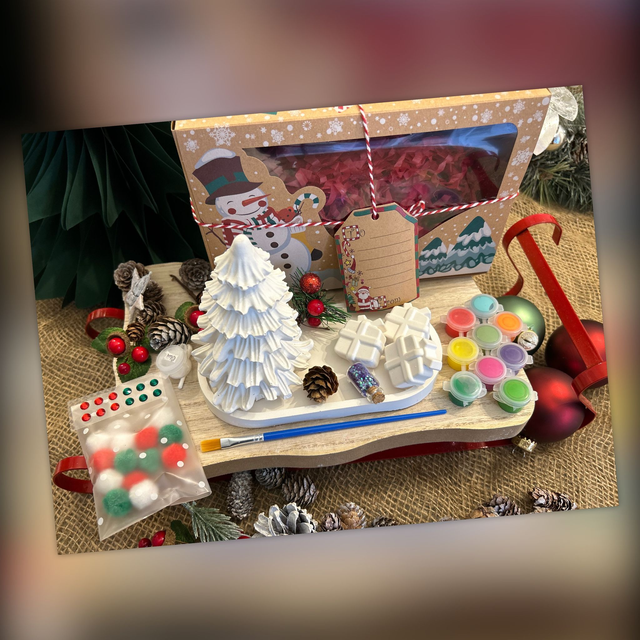 Christmas Tree Painting Kit - Decorate Your Own Christmas Tree - Painting Kit - Christmas Gift Idea - Christmas Activity 