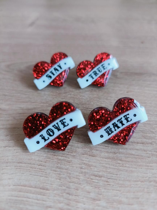 Love Hate glitter studs